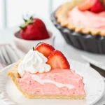 Easy Strawberry Cream Pie Recipe