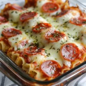 Pepperoni Pizza Lasagna Roll Ups