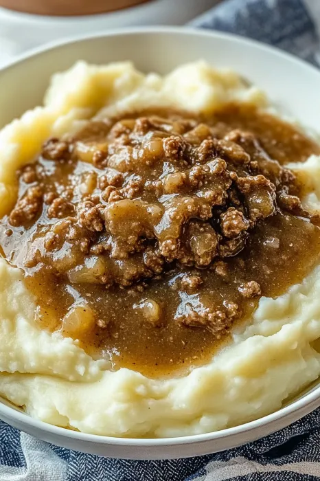 Easy Ground Beef and Gravy Over Mashed Potatoes Recipe